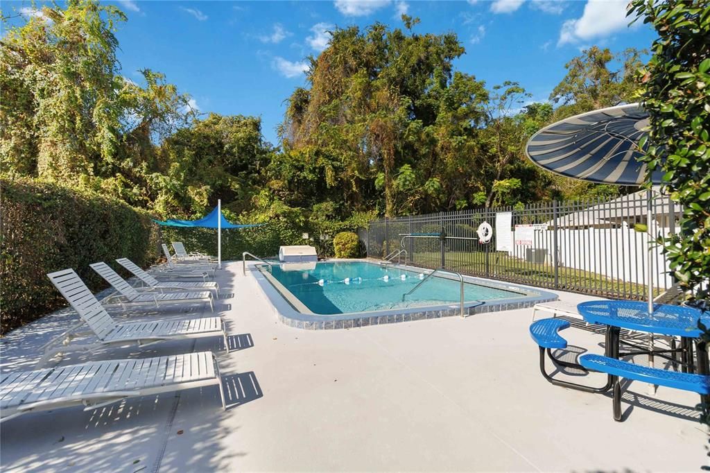 For Sale: $243,000 (3 beds, 2 baths, 1256 Square Feet)