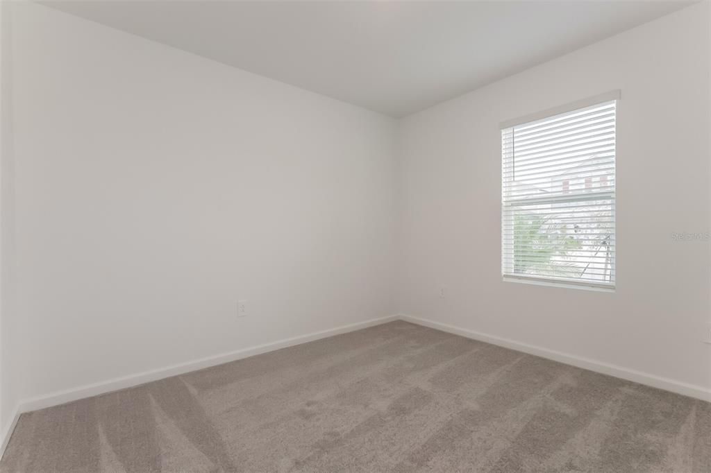 For Rent: $2,245 (5 beds, 3 baths, 2451 Square Feet)