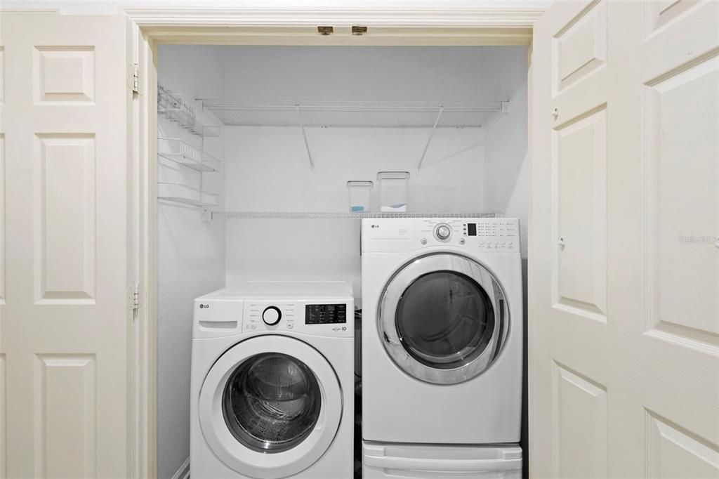 На продажу: $239,500 (3 спален, 2 ванн, 1206 Квадратных фут)