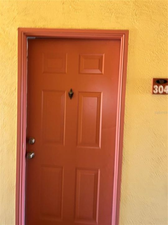 出租: $1,200 (1 贝兹, 1 浴室, 632 平方英尺)