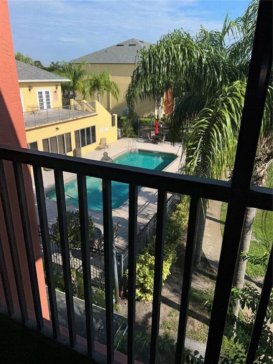 出租: $1,200 (1 贝兹, 1 浴室, 632 平方英尺)