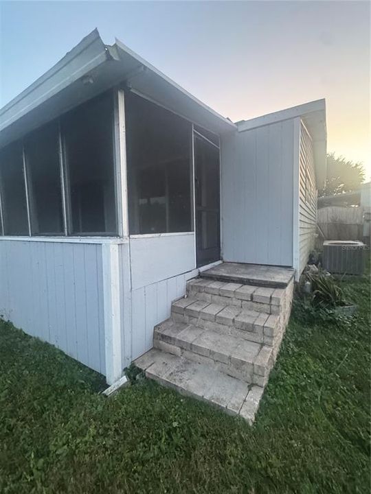 出租: $1,695 (2 贝兹, 2 浴室, 1008 平方英尺)