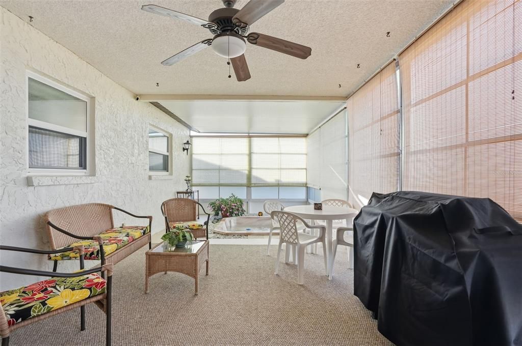 待售: $269,500 (2 贝兹, 2 浴室, 1398 平方英尺)