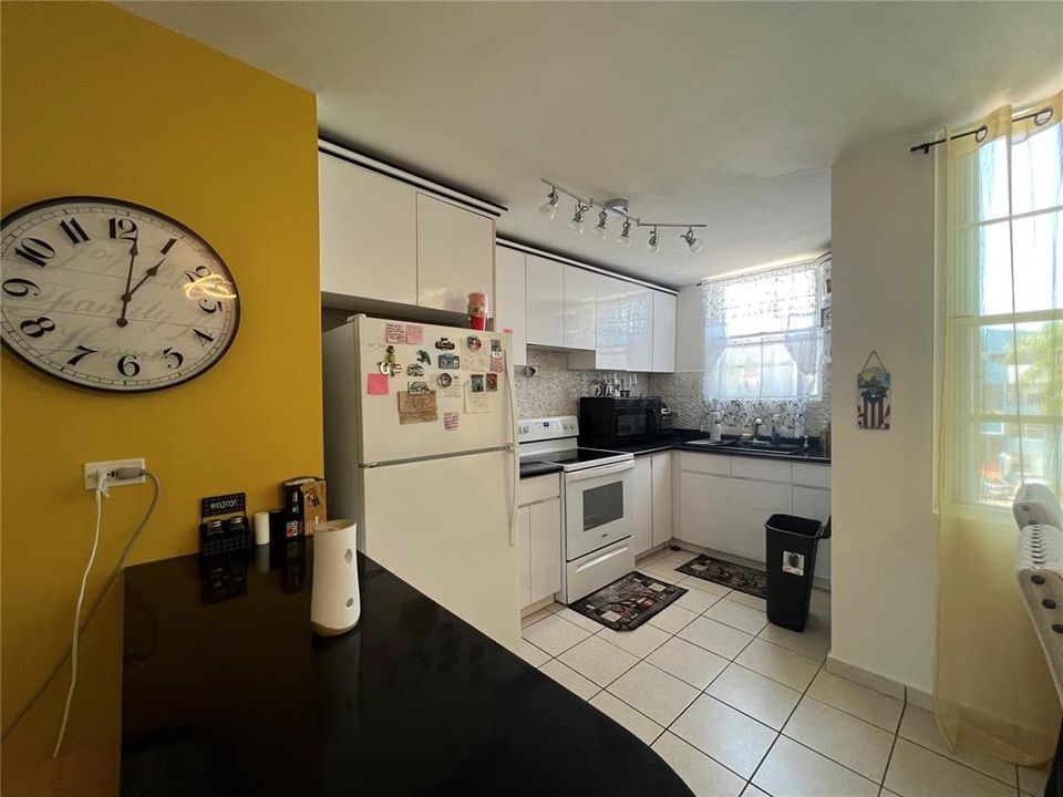 For Sale: $180,000 (3 beds, 2 baths, 227.6 Square Feet)