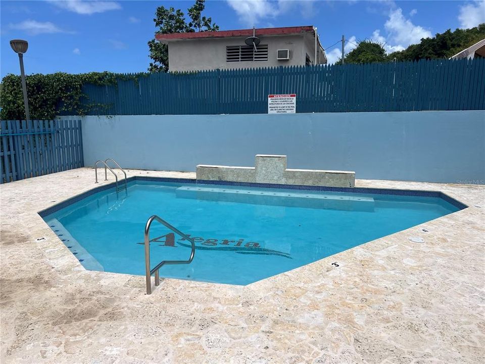 For Sale: $180,000 (3 beds, 2 baths, 227.6 Square Feet)