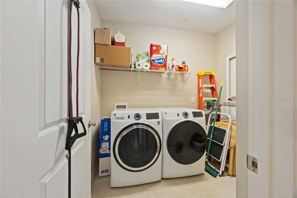 For Sale: $369,900 (2 beds, 2 baths, 1528 Square Feet)