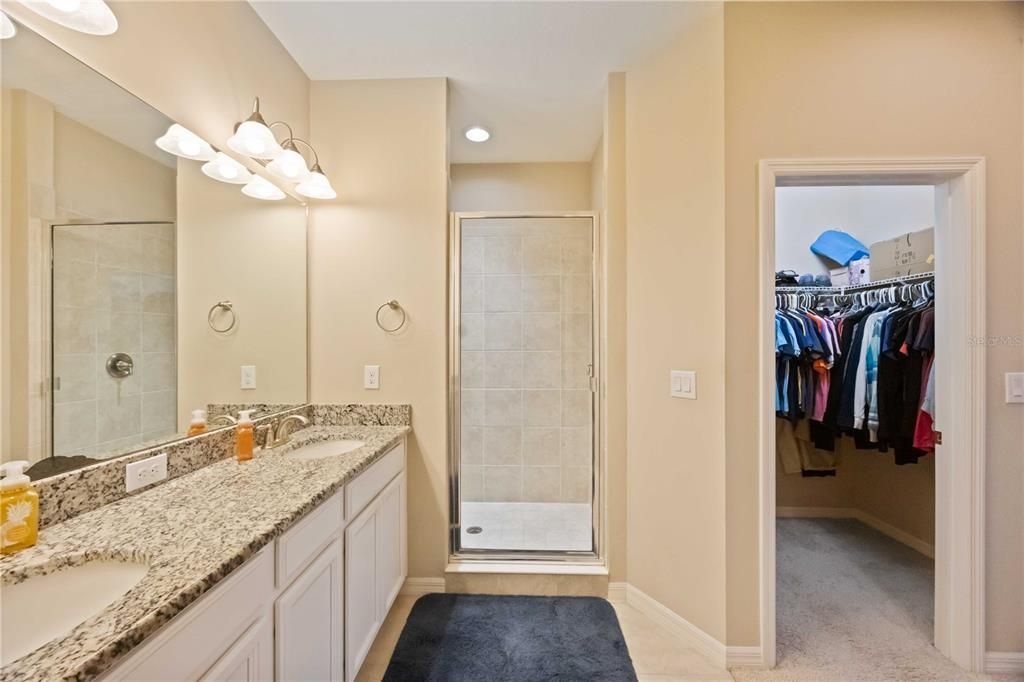 For Sale: $369,900 (2 beds, 2 baths, 1528 Square Feet)