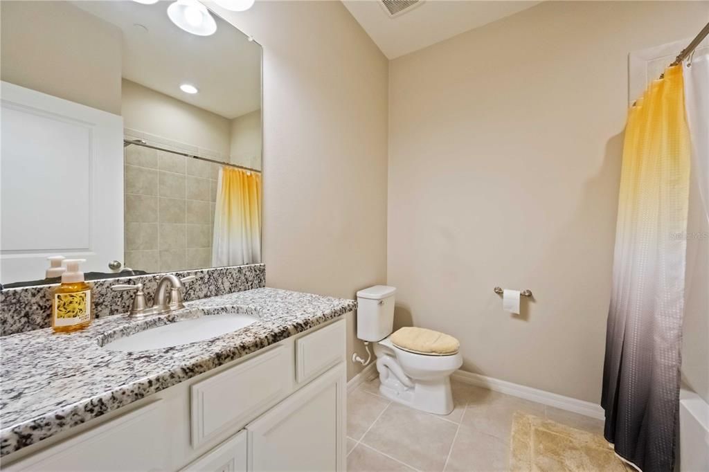 For Sale: $369,900 (2 beds, 2 baths, 1528 Square Feet)