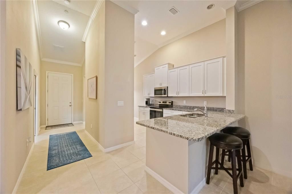 For Sale: $369,900 (2 beds, 2 baths, 1528 Square Feet)