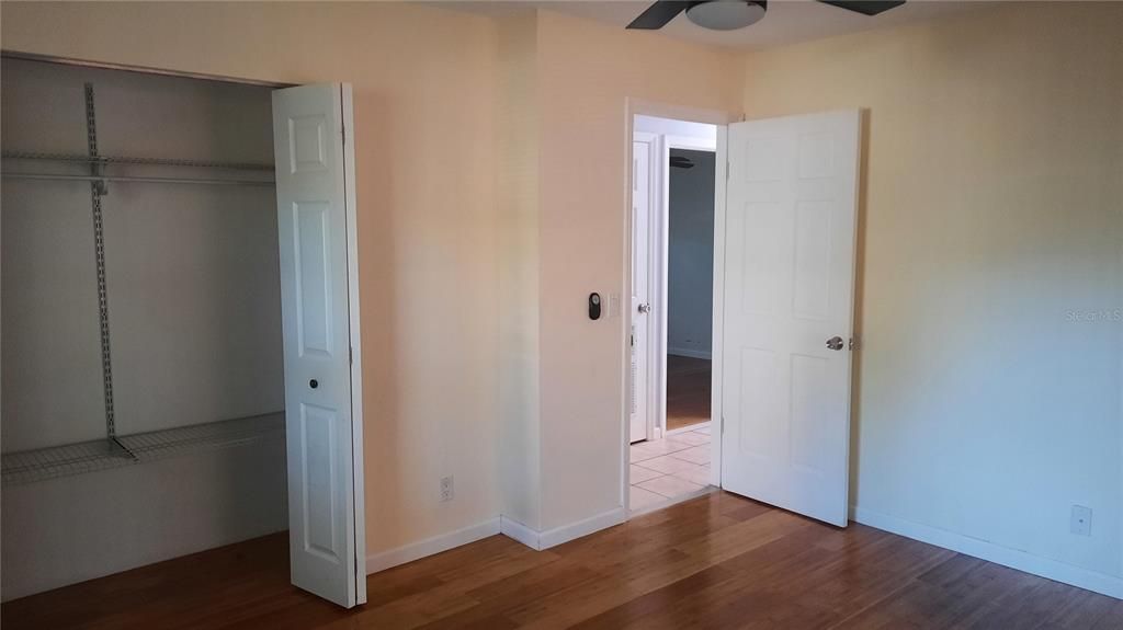 В аренду: $1,700 (3 спален, 2 ванн, 1066 Квадратных фут)