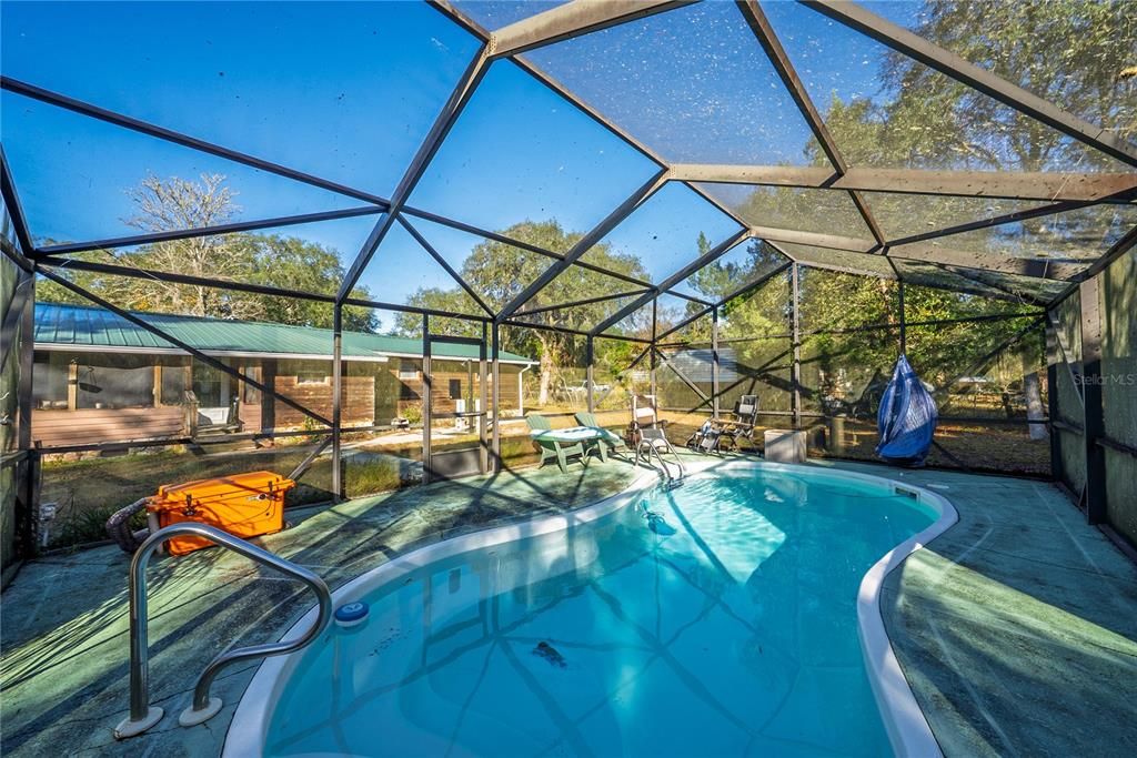 For Sale: $199,000 (4 beds, 2 baths, 1608 Square Feet)