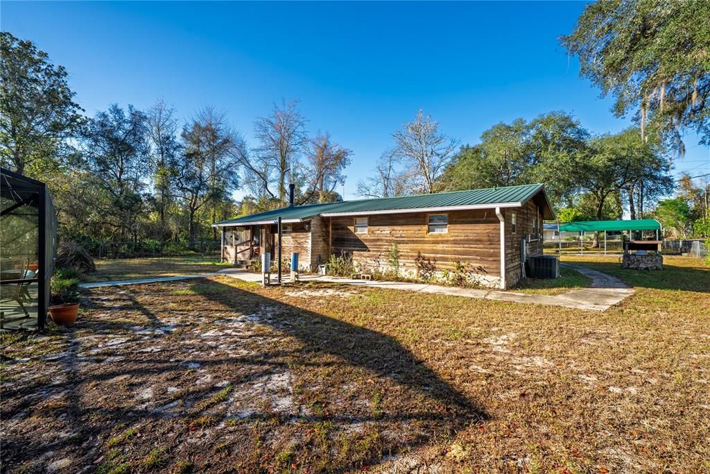 For Sale: $199,000 (4 beds, 2 baths, 1608 Square Feet)