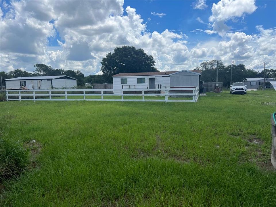 For Sale: $340,000 (2 beds, 2 baths, 1100 Square Feet)