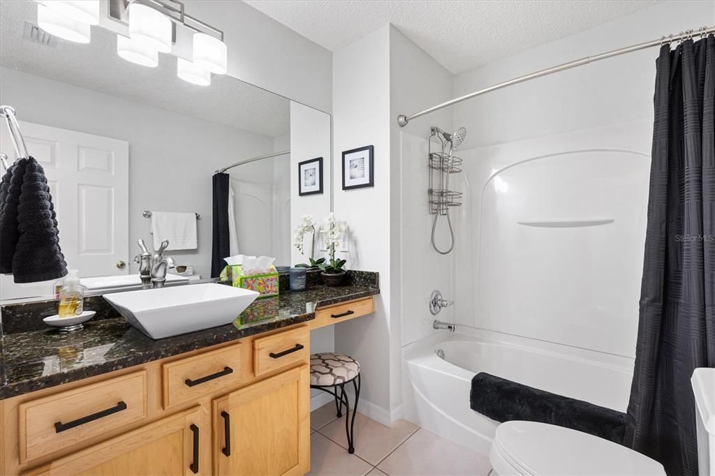 待售: $339,900 (2 贝兹, 2 浴室, 1142 平方英尺)