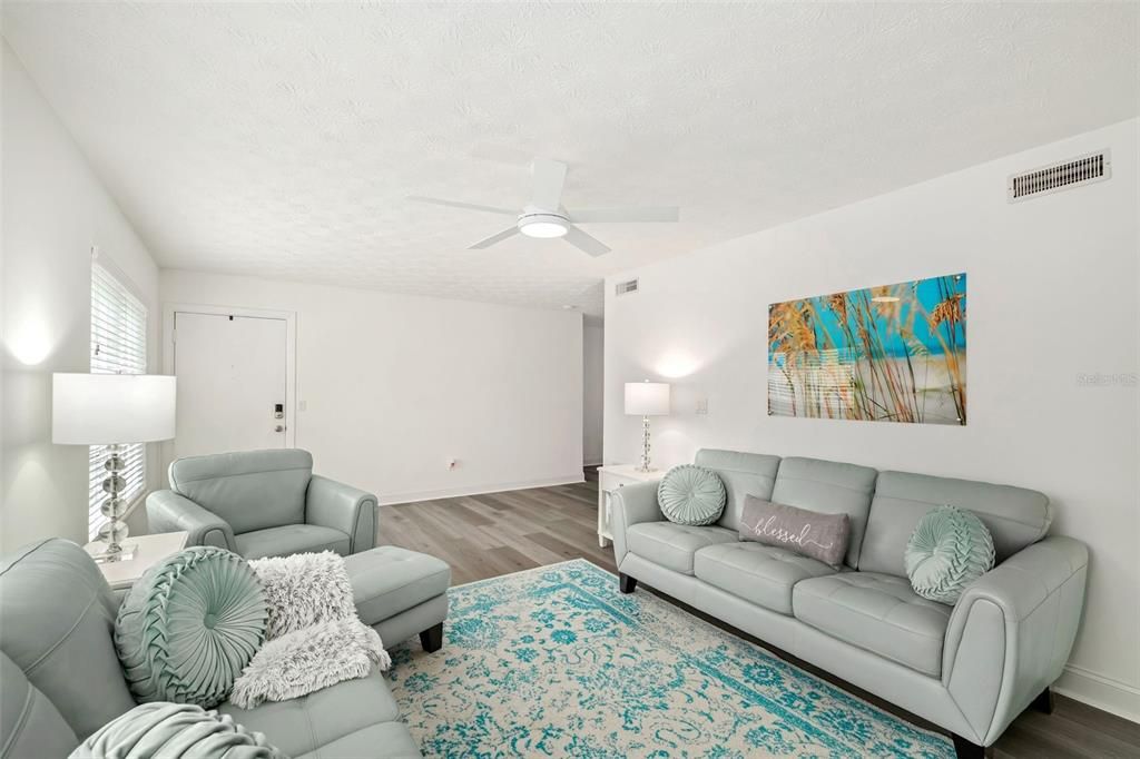 En Venta: $239,000 (3 camas, 2 baños, 1291 Pies cuadrados)