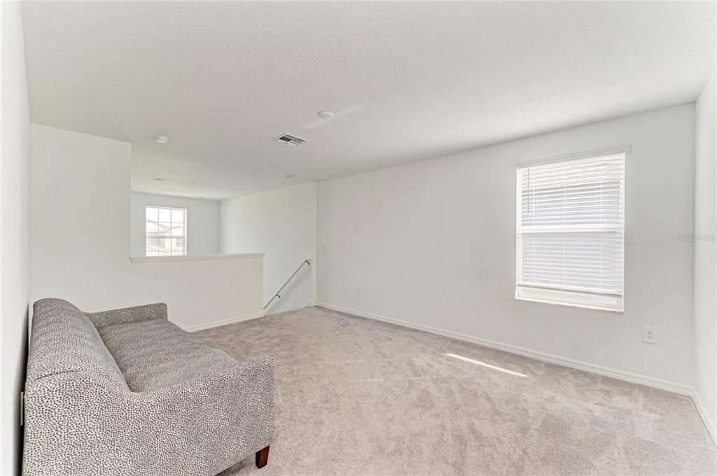 En Venta: $365,000 (5 camas, 2 baños, 2389 Pies cuadrados)