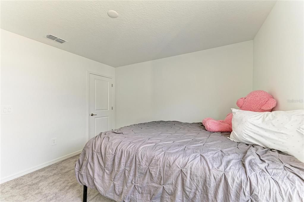 En Venta: $365,000 (5 camas, 2 baños, 2389 Pies cuadrados)