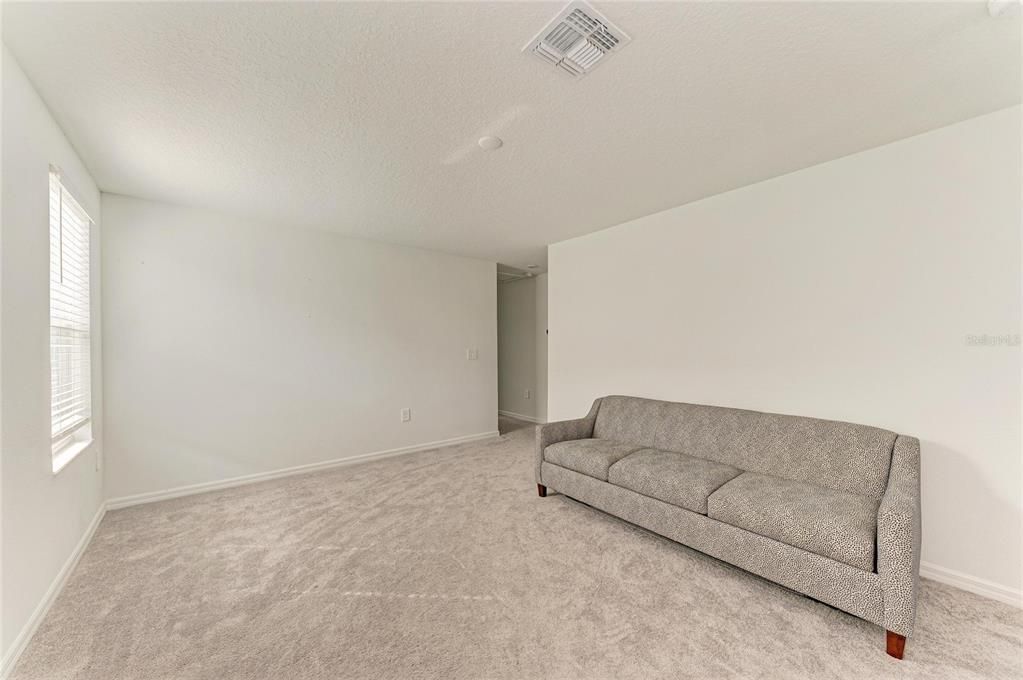 En Venta: $365,000 (5 camas, 2 baños, 2389 Pies cuadrados)