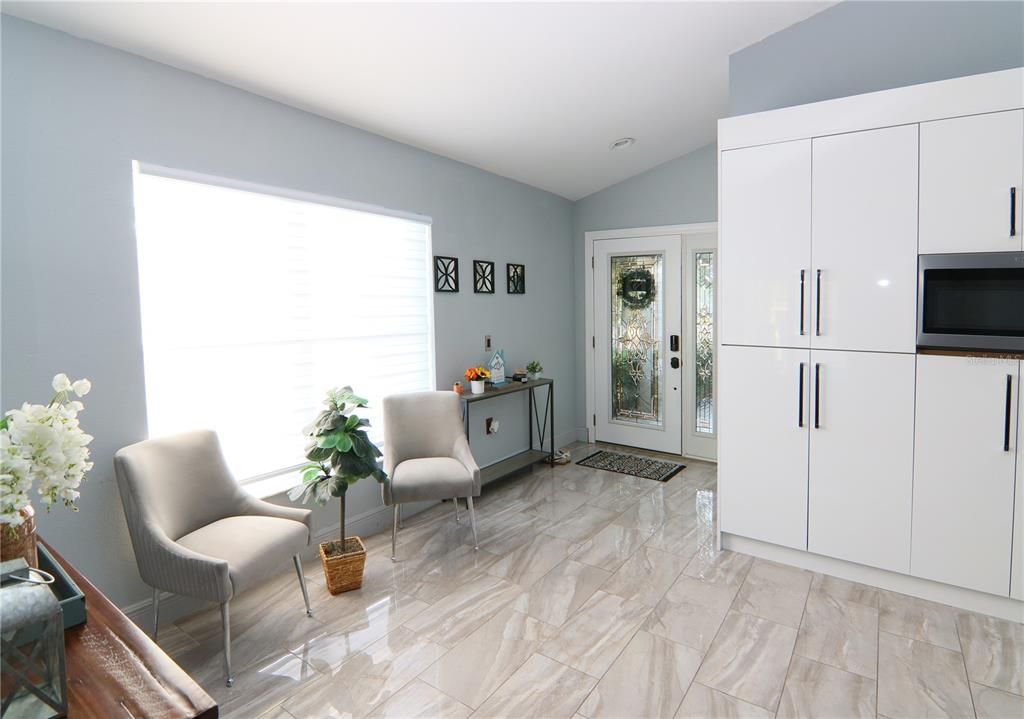 En Renta: $2,490 (5 camas, 3 baños, 1981 Pies cuadrados)