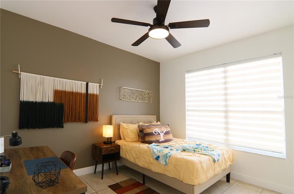 En Renta: $2,490 (5 camas, 3 baños, 1981 Pies cuadrados)