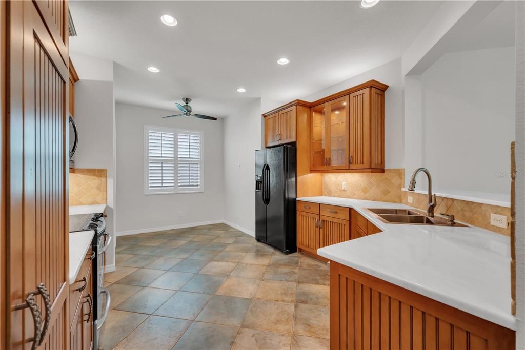 En Venta: $319,900 (2 camas, 2 baños, 1442 Pies cuadrados)