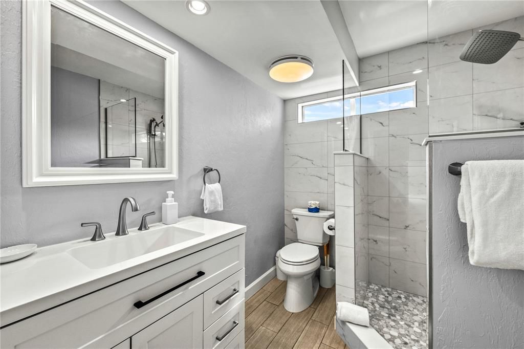 For Sale: $605,000 (2 beds, 2 baths, 1080 Square Feet)