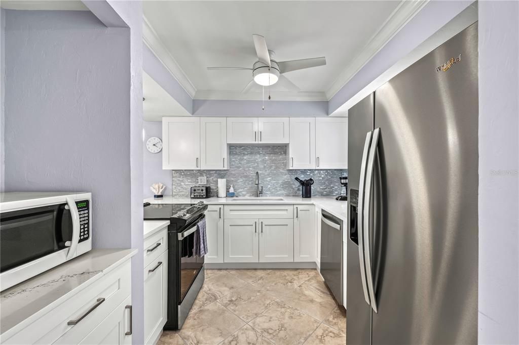 For Sale: $605,000 (2 beds, 2 baths, 1080 Square Feet)