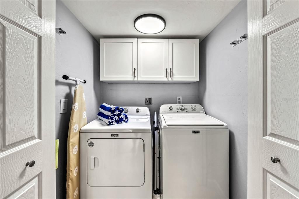 For Sale: $605,000 (2 beds, 2 baths, 1080 Square Feet)