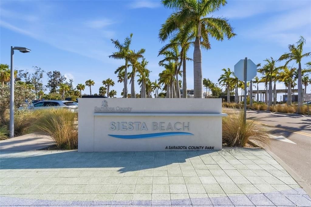 En Venta: $825,000 (6 camas, 4 baños, 2118 Pies cuadrados)