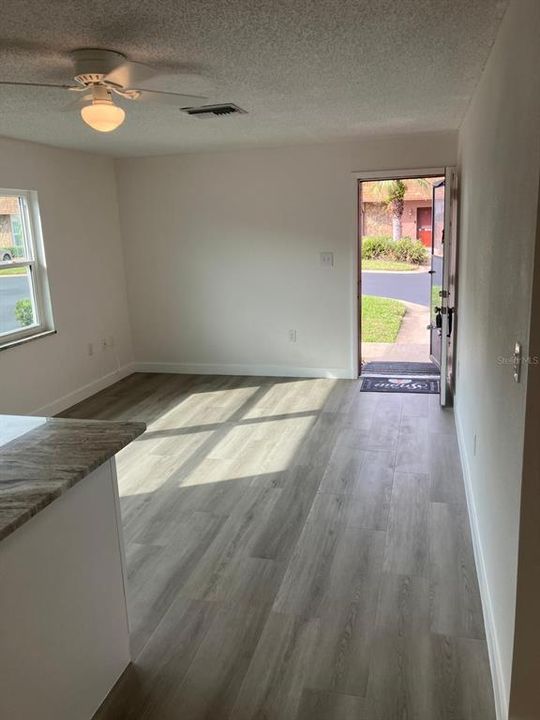 En Venta: $139,500 (2 camas, 1 baños, 825 Pies cuadrados)