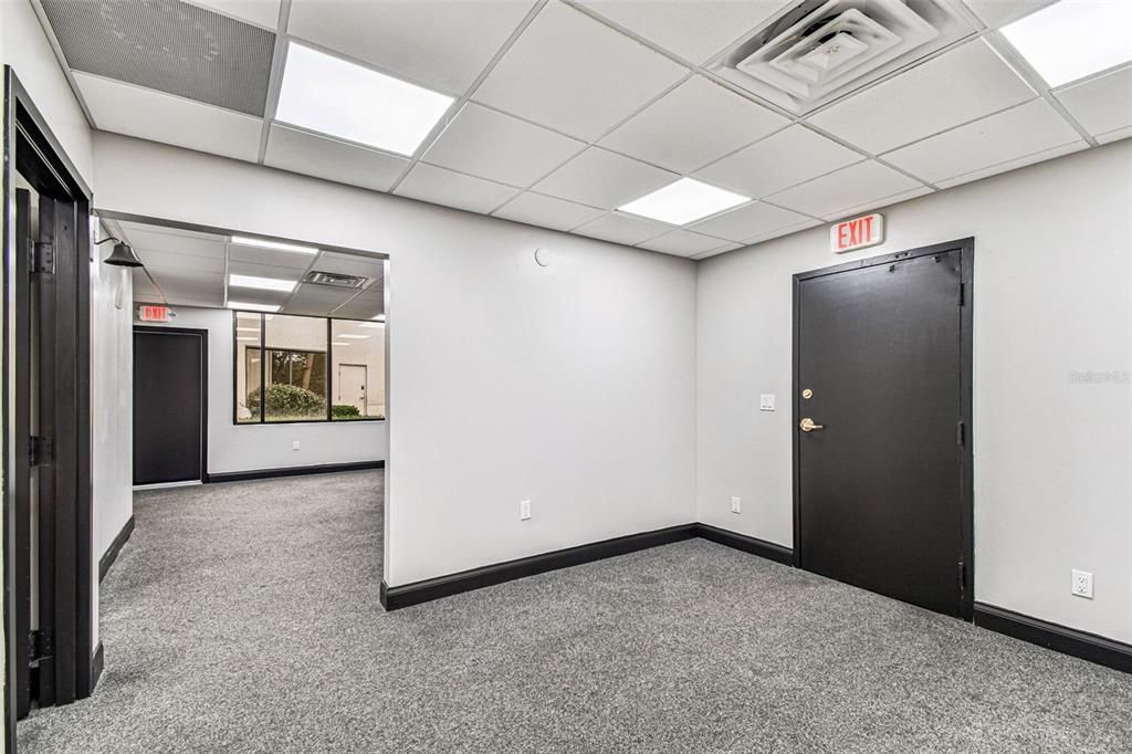 На продажу: $850,000 (0 спален, 0 ванн, 3000 Квадратных фут)