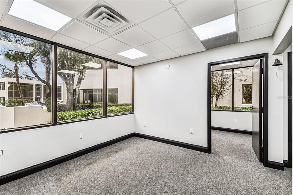 На продажу: $850,000 (0 спален, 0 ванн, 3000 Квадратных фут)