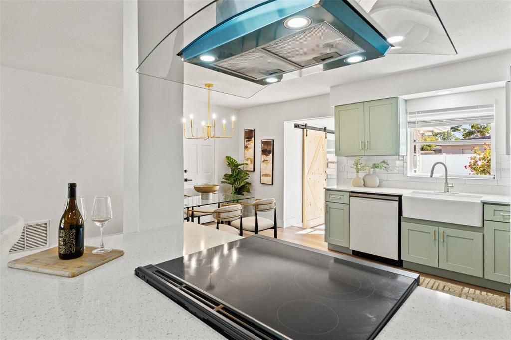 For Rent: $4,650 (3 beds, 2 baths, 1507 Square Feet)