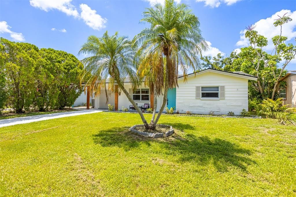 For Rent: $4,650 (3 beds, 2 baths, 1507 Square Feet)