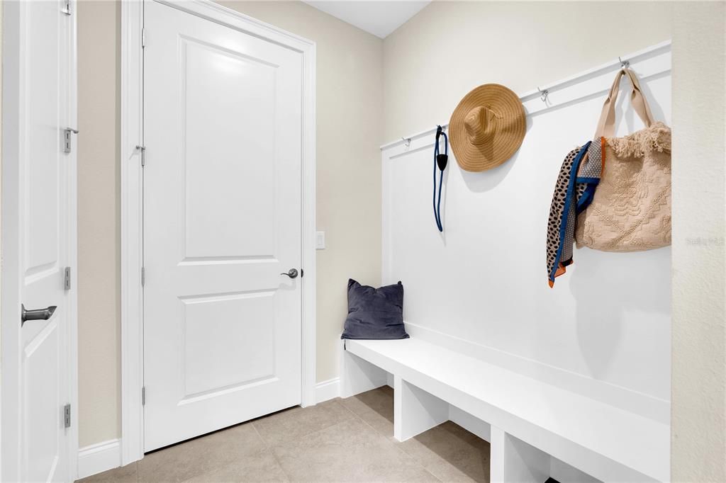 На продажу: $920,000 (5 спален, 4 ванн, 3719 Квадратных фут)