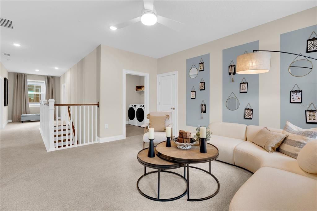 На продажу: $920,000 (5 спален, 4 ванн, 3719 Квадратных фут)