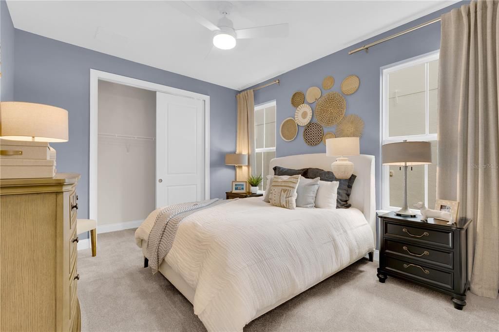 На продажу: $920,000 (5 спален, 4 ванн, 3719 Квадратных фут)