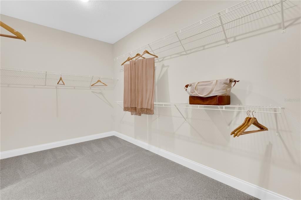 На продажу: $920,000 (5 спален, 4 ванн, 3719 Квадратных фут)