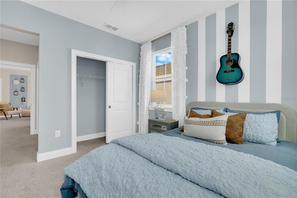 На продажу: $920,000 (5 спален, 4 ванн, 3719 Квадратных фут)