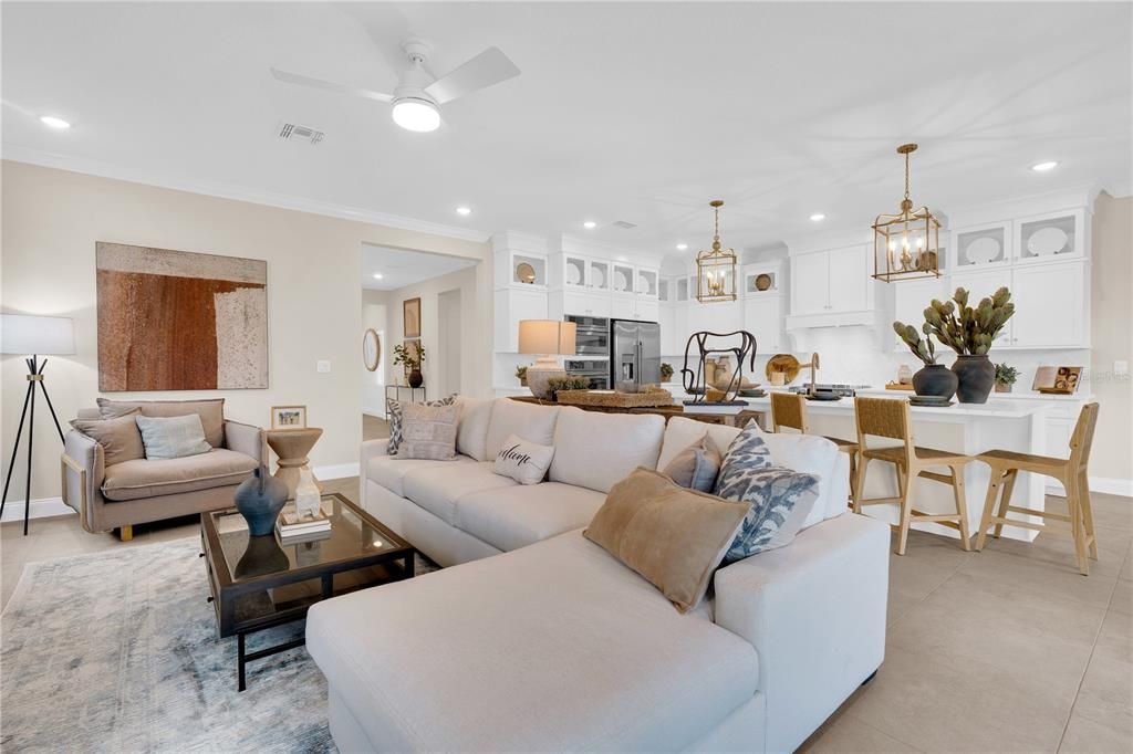 На продажу: $920,000 (5 спален, 4 ванн, 3719 Квадратных фут)