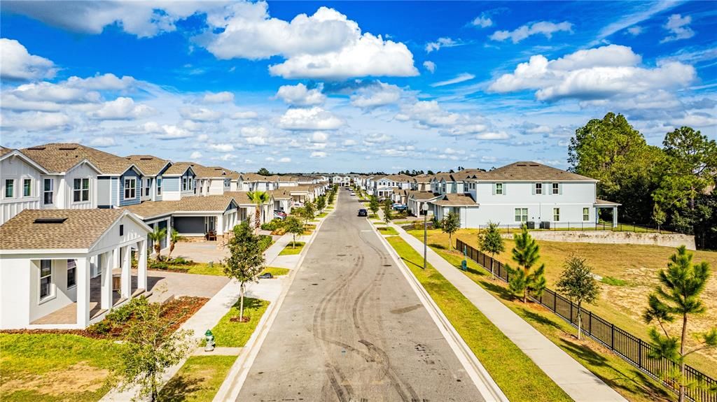 На продажу: $920,000 (5 спален, 4 ванн, 3719 Квадратных фут)