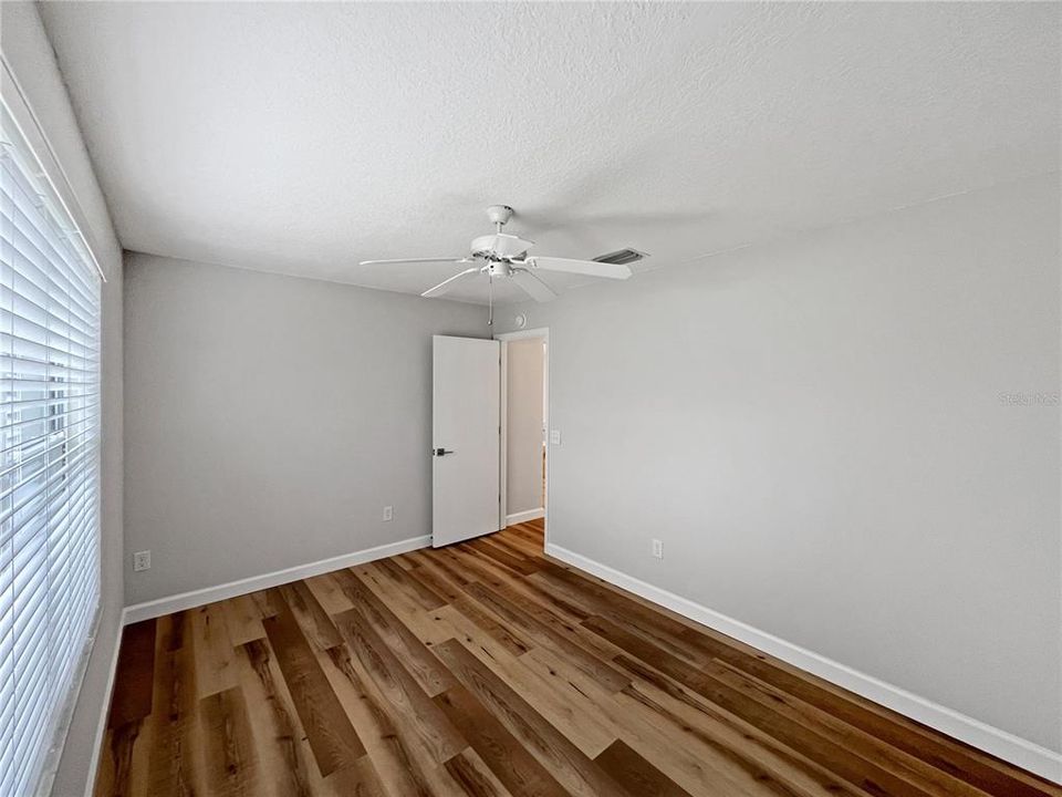 En Venta: $304,900 (3 camas, 2 baños, 1229 Pies cuadrados)