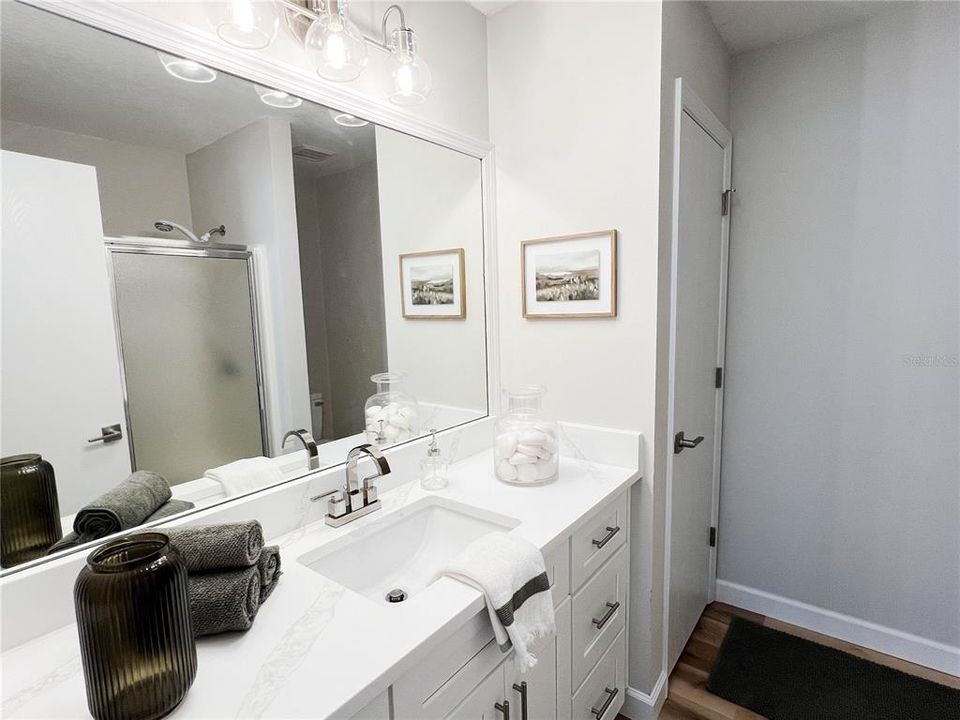 En Venta: $304,900 (3 camas, 2 baños, 1229 Pies cuadrados)