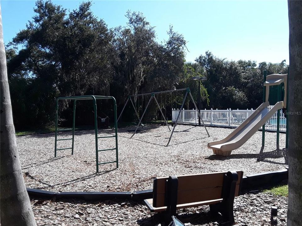 For Rent: $3,300 (3 beds, 2 baths, 2049 Square Feet)