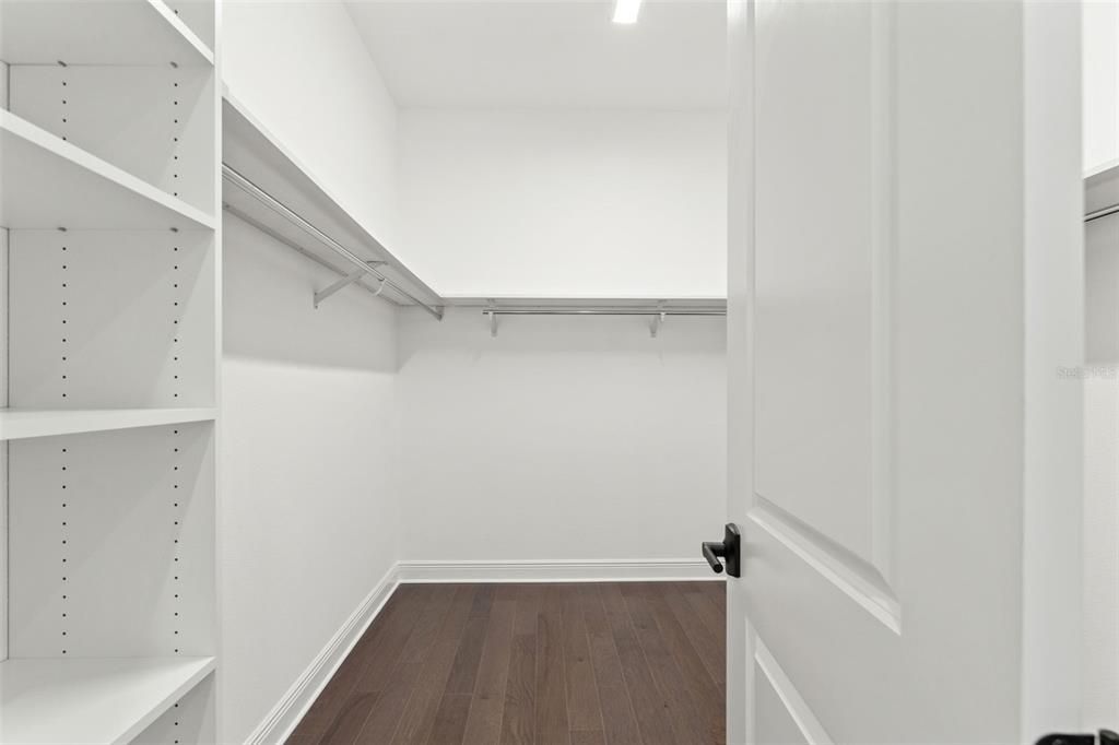 待售: $915,000 (3 贝兹, 2 浴室, 2412 平方英尺)