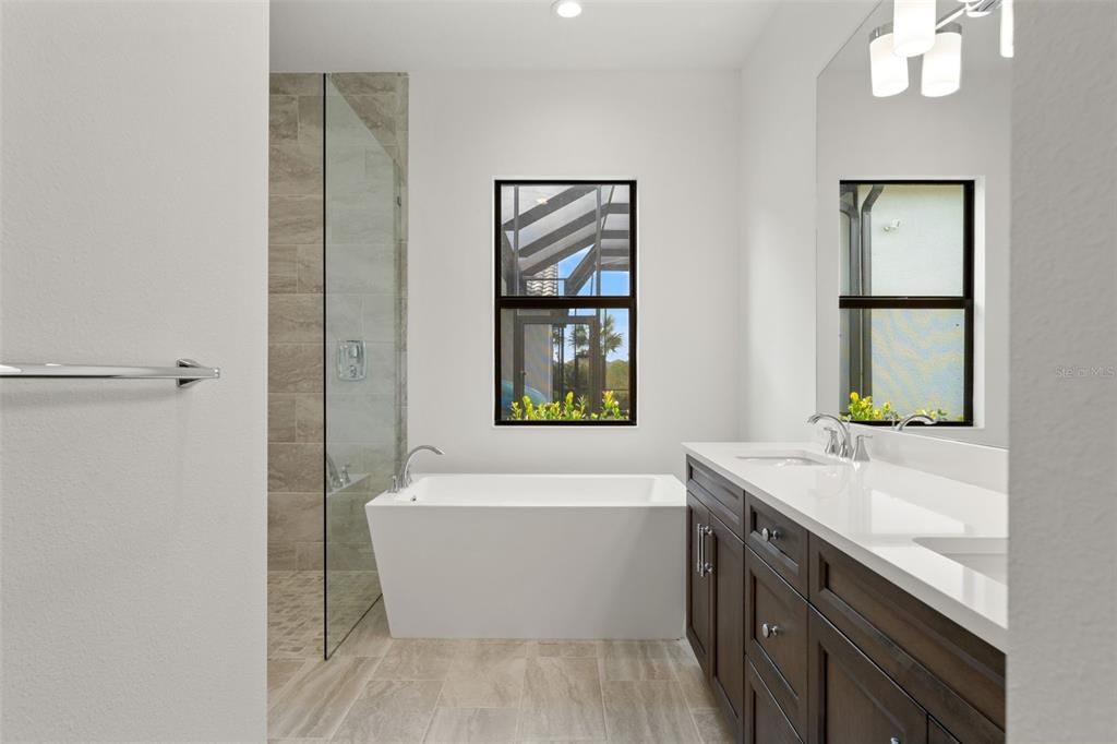 待售: $915,000 (3 贝兹, 2 浴室, 2412 平方英尺)