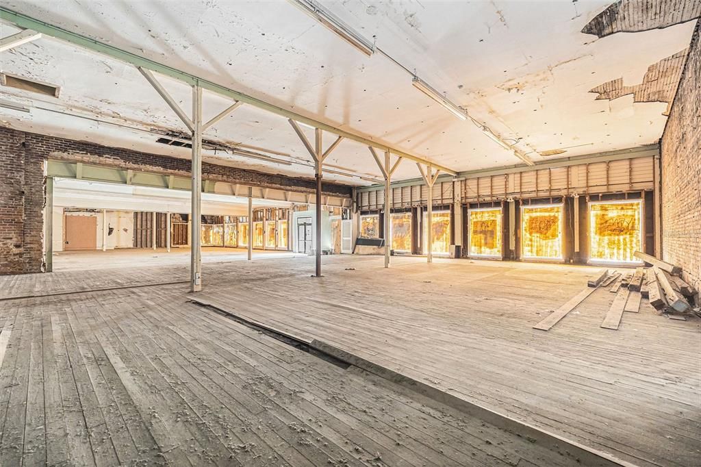 For Sale: $893,200 (0 beds, 0 baths, 21555 Square Feet)