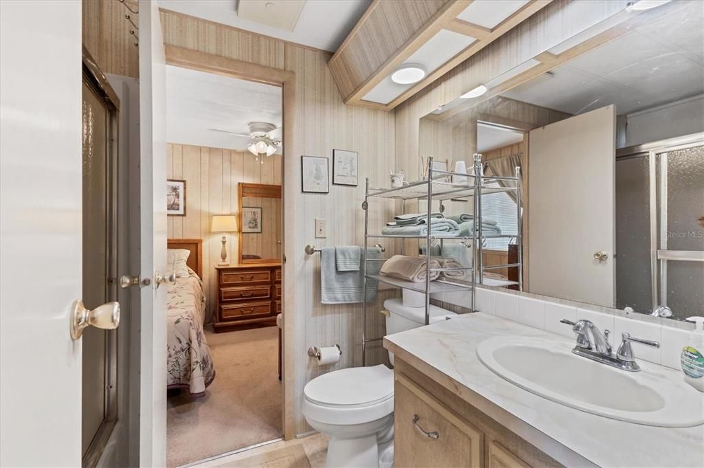 For Sale: $189,000 (3 beds, 2 baths, 1560 Square Feet)