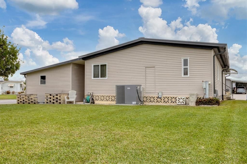 For Sale: $189,000 (3 beds, 2 baths, 1560 Square Feet)