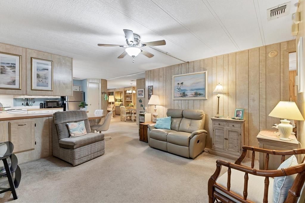 For Sale: $189,000 (3 beds, 2 baths, 1560 Square Feet)